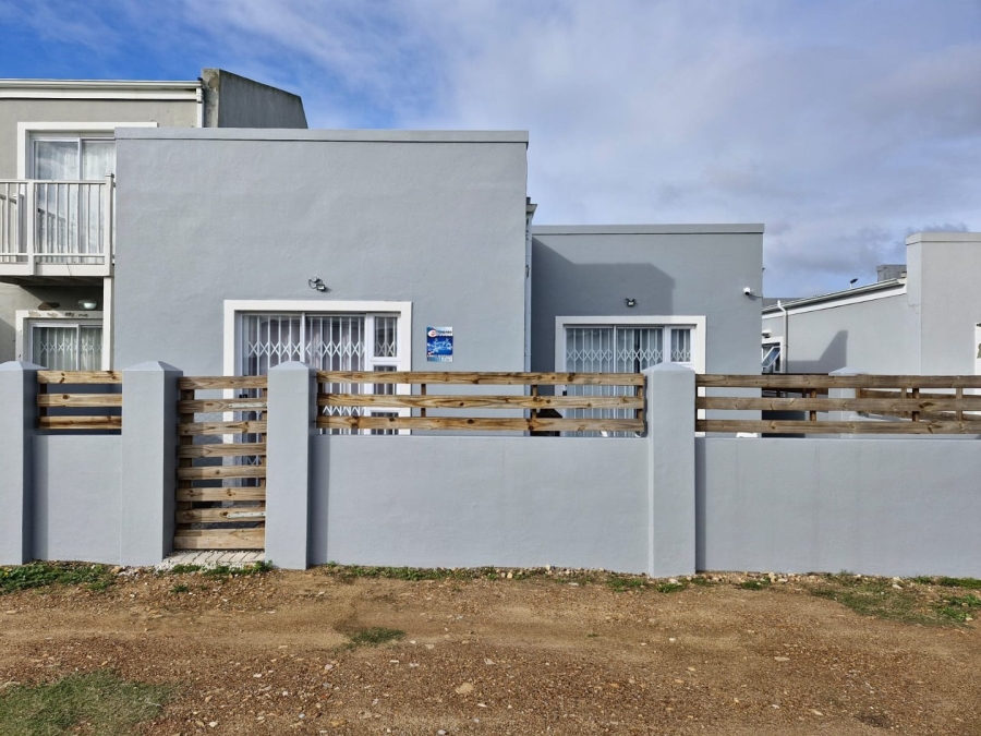 2 Bedroom Property for Sale in Parsonsvlei Eastern Cape